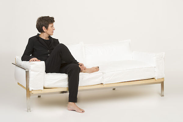 sofaBANK
design: mikimartinek
handmade: kohlmaierWIEN
maße: auf wunsch